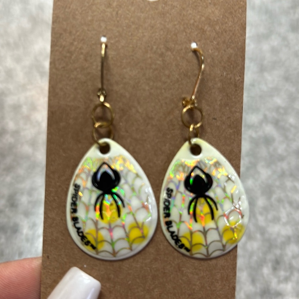 Spider earrings